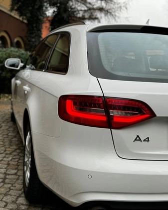Audi A4 cena 38499 przebieg: 245000, rok produkcji 2013 z Wałbrzych małe 211